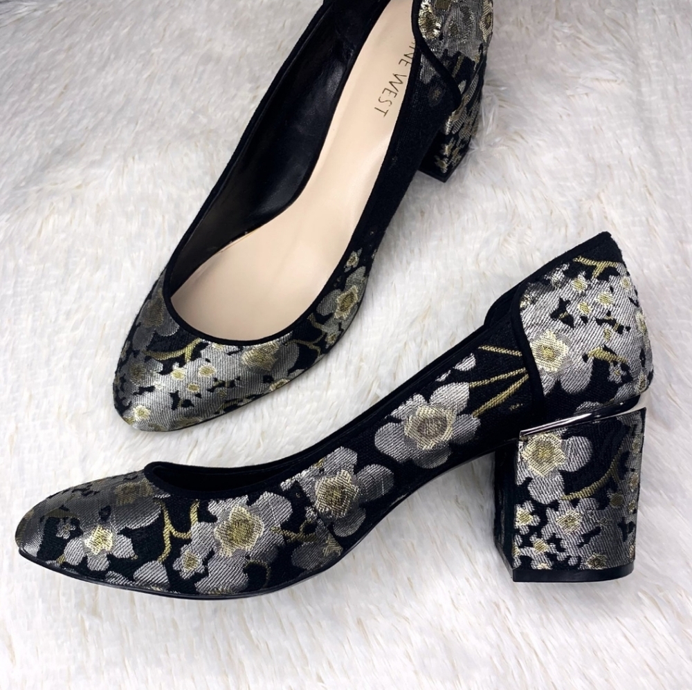 Nine West Adeline floral tapestry block heels 8.5 black silver gold metallic EUC